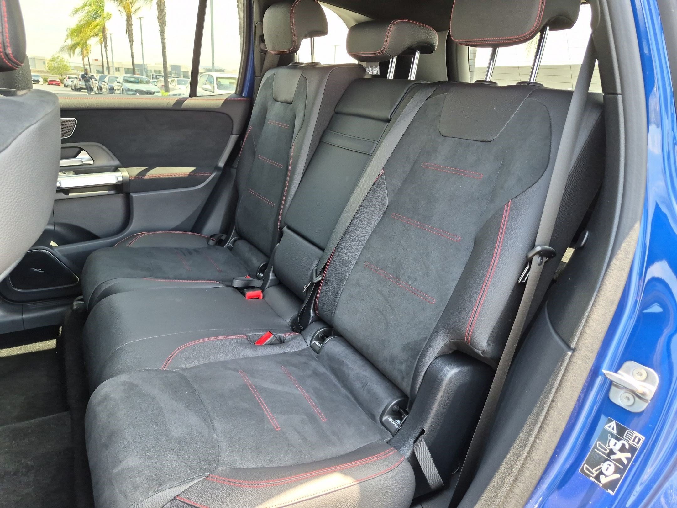 Used 2024 Mercedes-Benz GLB 250 image 30