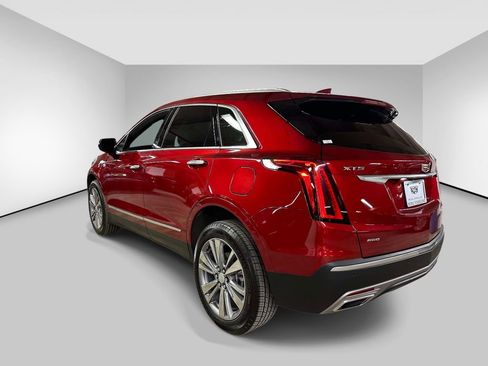 Used 2024 Cadillac XT5 Premium Luxury AWD/4WD image 3