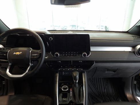 Used 2024 Chevrolet Colorado LT w/ LT Convenience Package III image 20