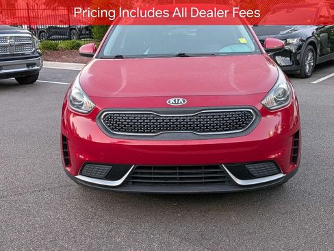 Used 2019 Kia Niro FE FWD image 9