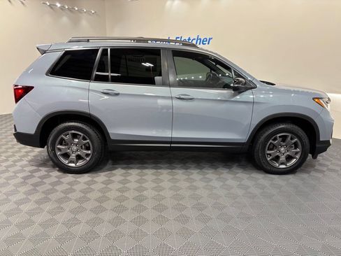 Used 2024 Honda Passport TrailSport image 7