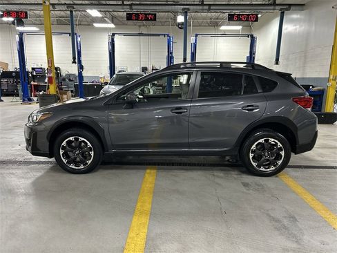 Certified 2023 Subaru Crosstrek 2.0i Premium image 5