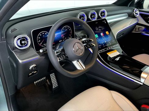 New 2025 Mercedes-Benz GLC 300 4MATIC image 10