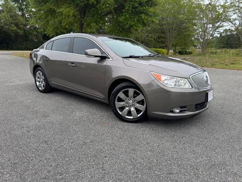 Used 2010 Buick LaCrosse CXL image 18