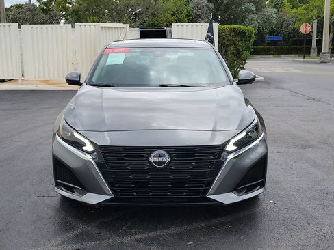 Certified 2024 Nissan Altima 2.5 SL FWD image 2
