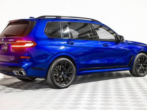 Used 2025 BMW X7 M60i image 6