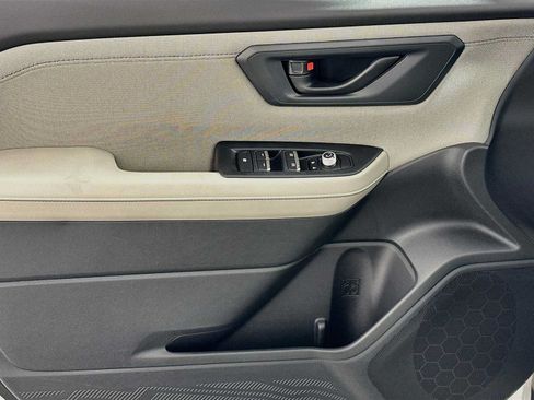 Certified 2026 Subaru Forester Premium AWD/4WD image 16