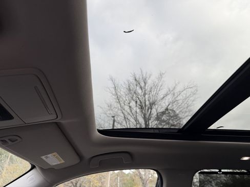 Certified 2023 Honda Pilot Elite image 30