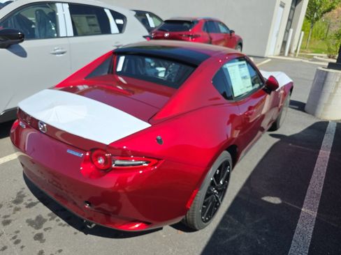 New 2026 MAZDA MX-5 Miata RF Grand Touring RWD image 2