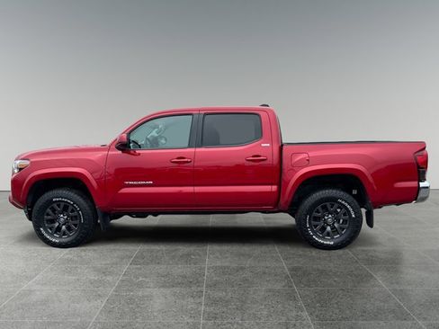 Certified 2021 Toyota Tacoma SR5 AWD/4WD image 2