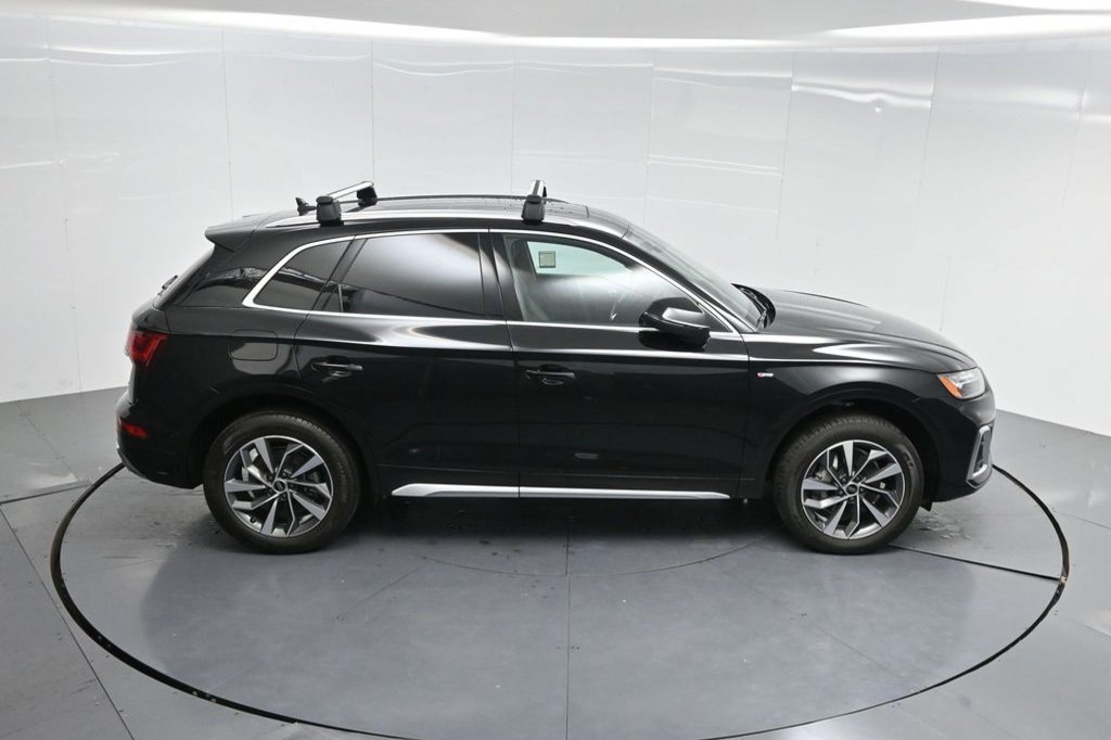 Used 2024 Audi Q5 2.0T Premium w/ Convenience Package AWD/4WD image 16