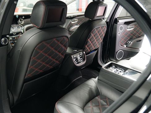 Used 2013 Bentley Mulsanne image 28