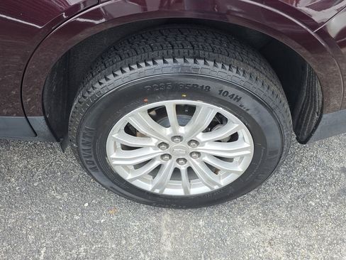 Used 2018 Cadillac XT5 FWD image 7