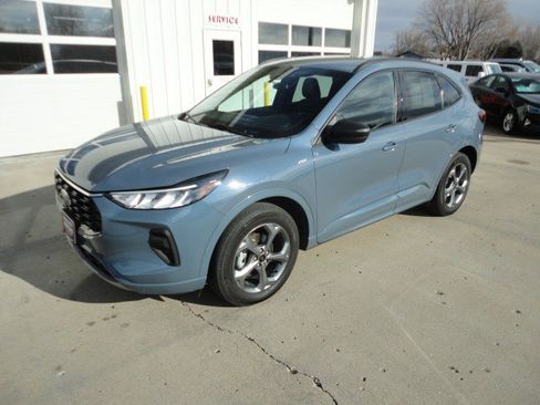 Used 2024 Ford Escape ST-Line image 21