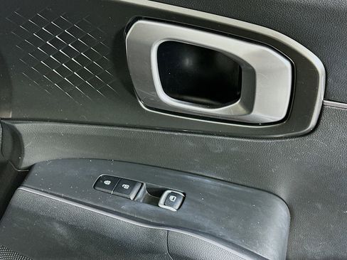 Used 2022 Kia Sorento S image 29