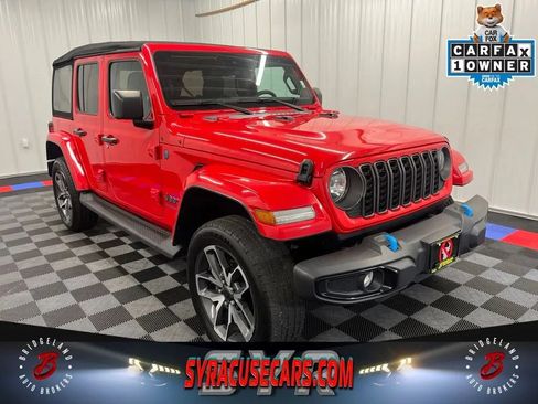 Used 2024 Jeep Wrangler Unlimited AWD/4WD image 1