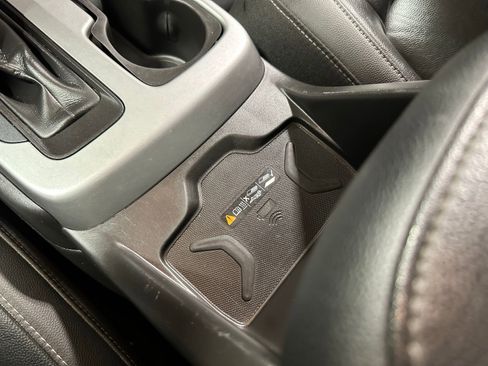 Used 2021 Chevrolet Colorado ZR2 image 32