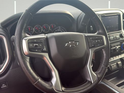 Used 2020 Chevrolet Silverado 1500 LT Trail Boss AWD/4WD image 15