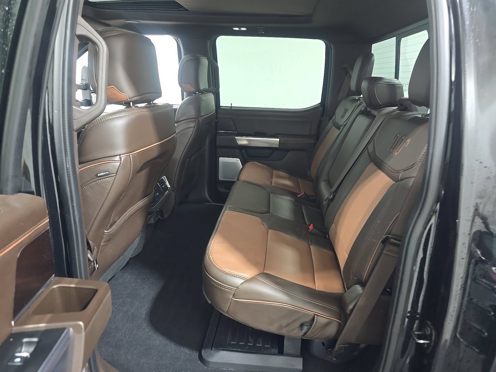 Used 2025 Ford F450 King Ranch w/ Camper Package AWD/4WD image 11