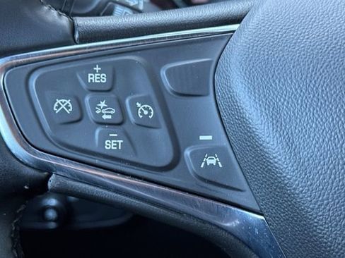 Used 2024 Chevrolet Equinox LT image 37