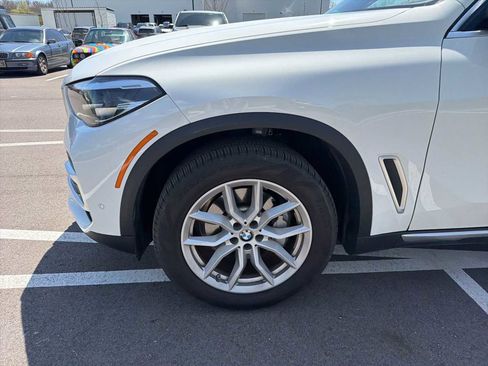 Used 2022 BMW X5 sDrive40i w/ Parking Assistance Package RWD image 2