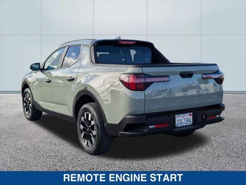 Used 2025 Hyundai Santa Cruz SEL image 3