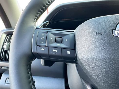 New 2026 Nissan Pathfinder SL w/ Cargo Package FWD image 32