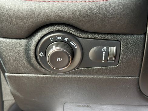 Used 2022 Dodge Durango R/T image 35