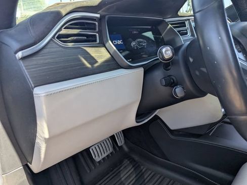 Used 2016 Tesla Model S Performance AWD/4WD image 27