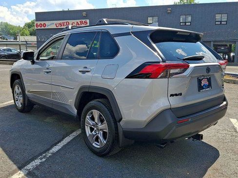 Certified 2022 Toyota RAV4 XLE AWD/4WD image 3