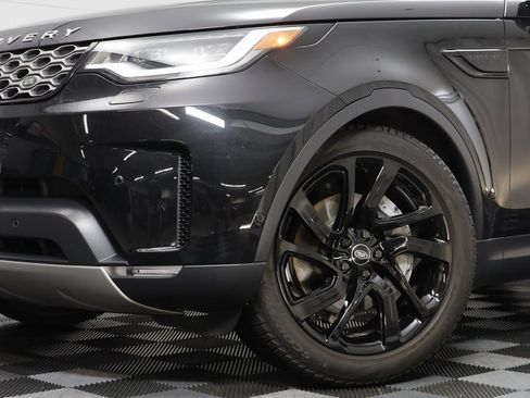 Certified 2025 Land Rover Discovery S image 3