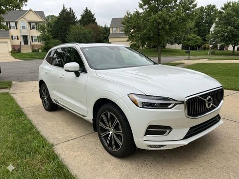 Used 2021 Volvo XC60 T5 Inscription AWD/4WD image 3