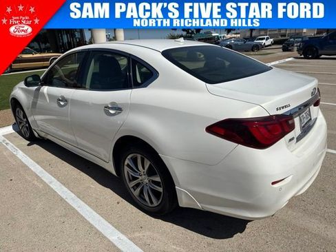Used 2015 INFINITI Q70 3.7 AWD/4WD image 6
