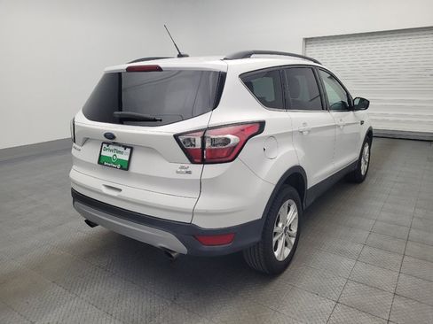 Used 2017 Ford Escape SE w/ Equipment Group 201A image 9