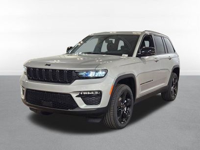 New 2025 Jeep Grand Cherokee Limited w/ Black Appearance Package
