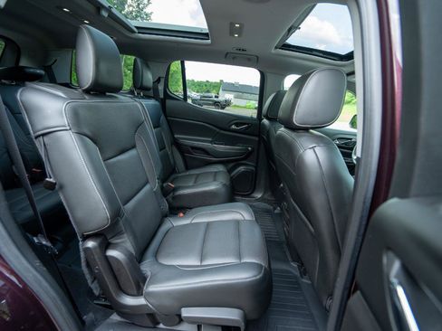 Used 2018 GMC Acadia SLT AWD/4WD image 24