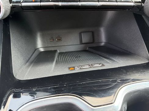 Used 2024 Chevrolet Traverse RS w/ LPO, Floor Liner Package AWD/4WD image 21