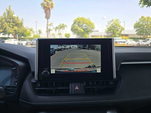 Used 2025 Toyota RAV4 LE FWD image 29