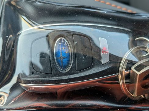 Used 2025 Subaru Crosstrek 2.5i Limited w/ Crosstrek Mirror Package image 36