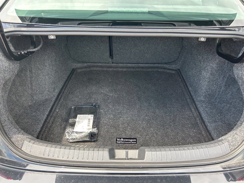 Certified 2024 Volkswagen Jetta Sport FWD image 45