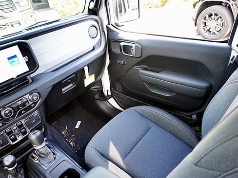 New 2025 Jeep Wrangler Unlimited Sport S 4xe w/ Convenience Group image 27