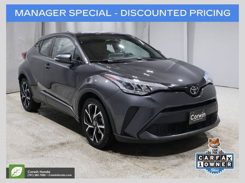 Used 2022 Toyota C-HR XLE image 1