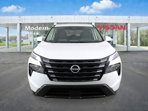 New 2026 Nissan Rogue SV FWD image 8