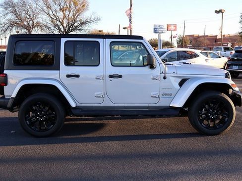 Used 2023 Jeep Wrangler Unlimited Sahara w/ Cold Weather Group image 15