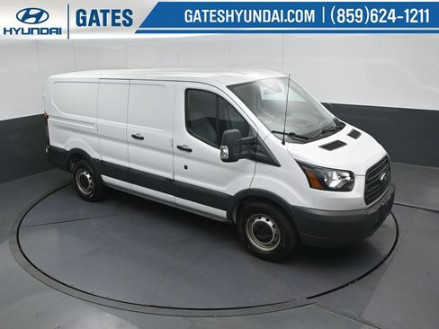 Used 2018 Ford Transit 150 130 Low Roof RWD image 41