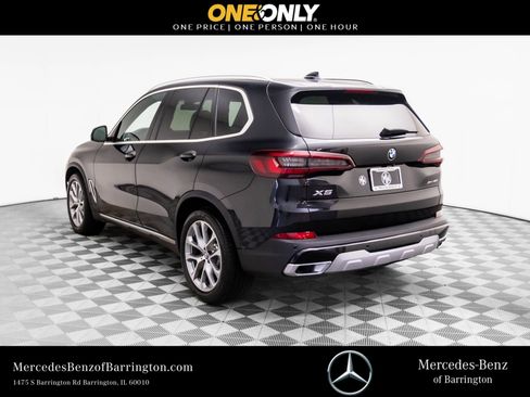 Used 2023 BMW X5 xDrive40i w/ Premium Package image 3