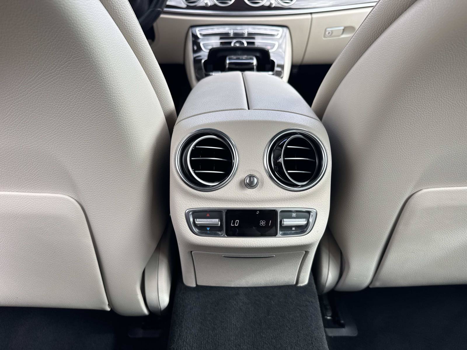 Used 2019 Mercedes-Benz E 450 4MATIC Wagon image 17
