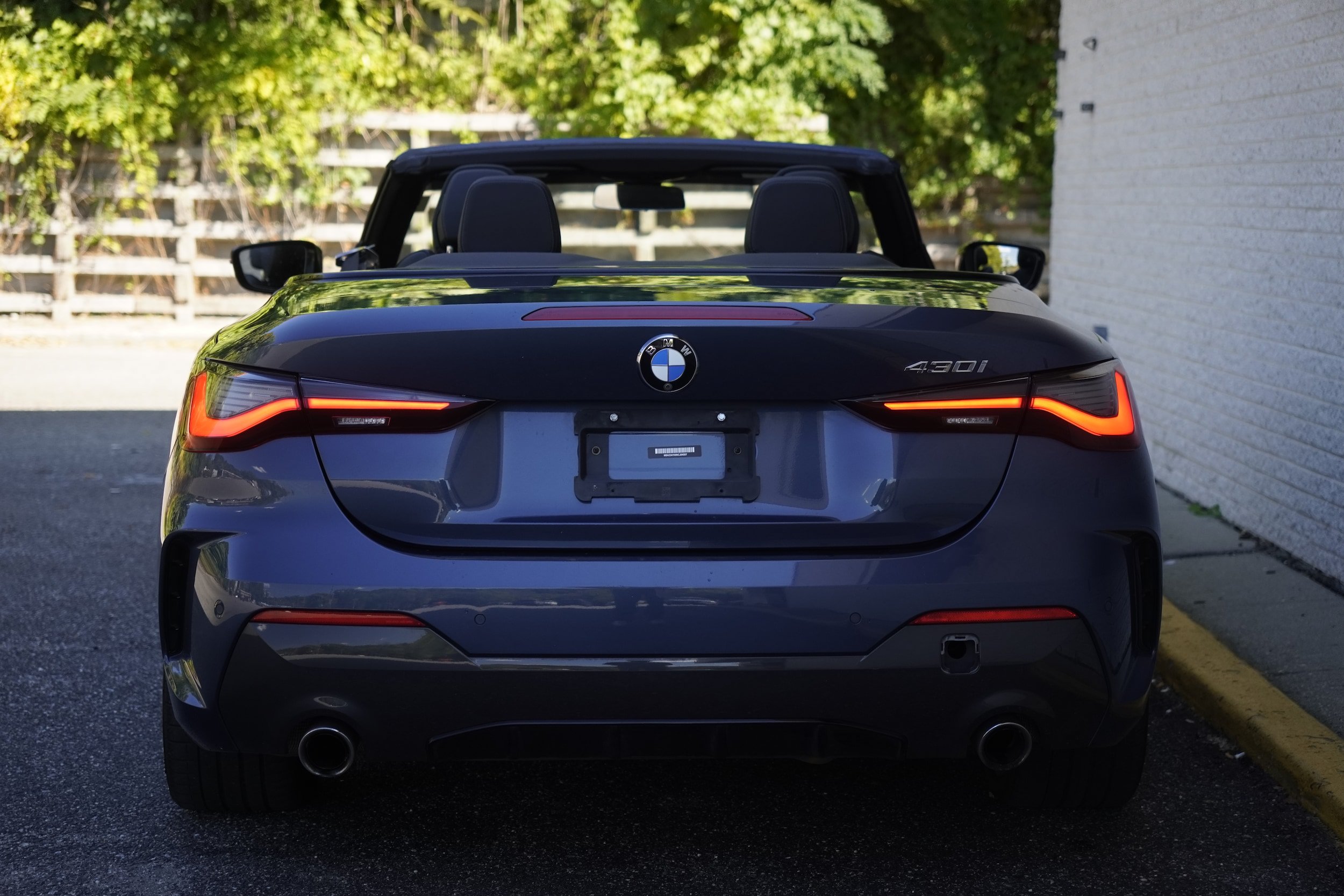 Used 2022 BMW 430i Convertible w/ M Sport Package RWD image 10