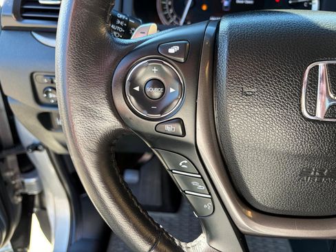 Used 2023 Honda Ridgeline RTL image 16