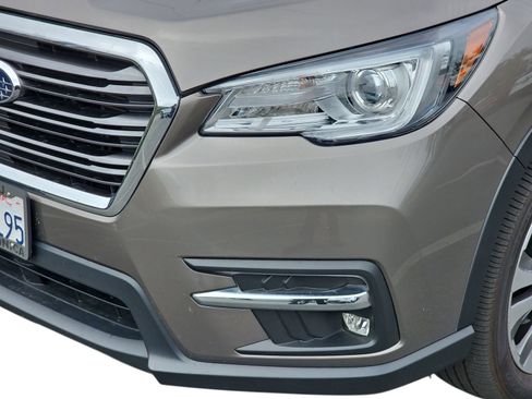 Used 2022 Subaru Ascent Limited w/ Technology Package image 9